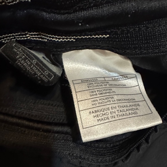 Nike Vintage Men's Black Soccer Shorts with White Trim. Large - Picture 3 of 6